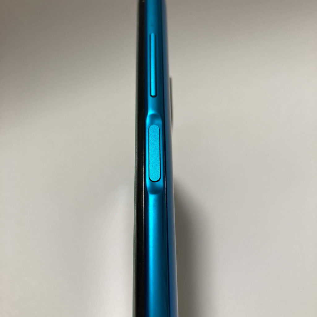 Redmi Note 9Sの電源ボタン