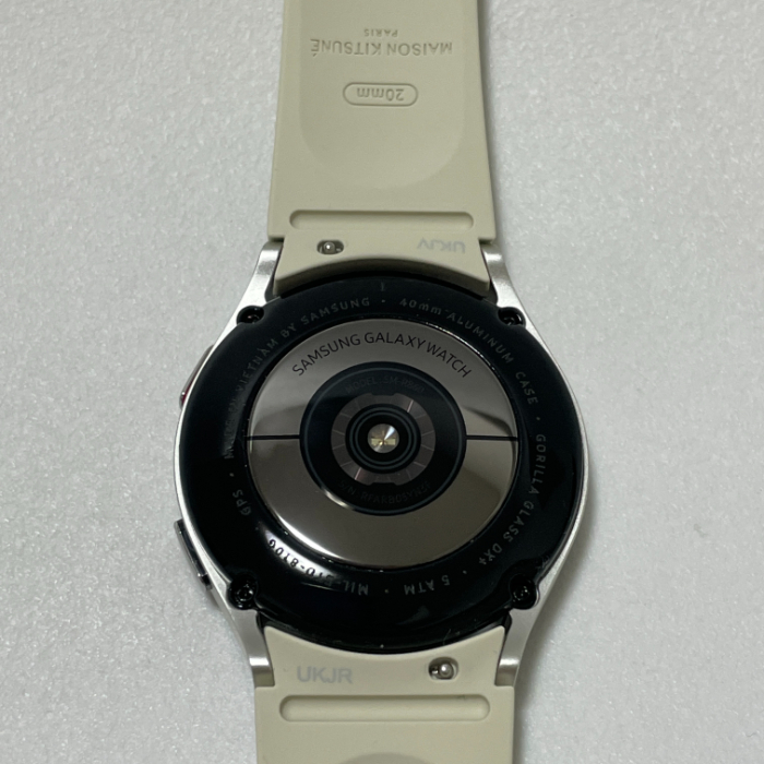 Galaxy Watch4 Maison Kitsuné Editionのウォッチ本体