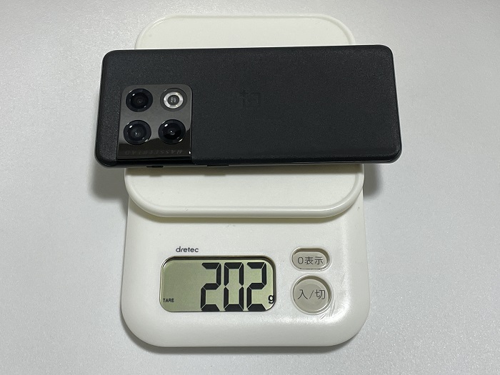 OnePlus 10 Proの重さ