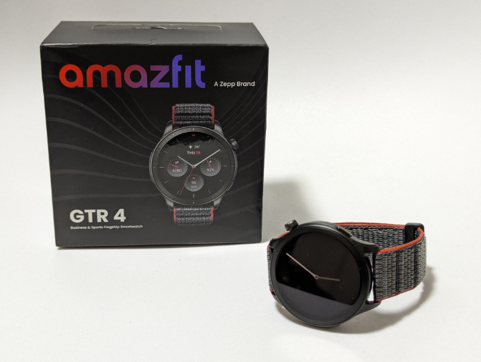 Amazfit GTR 4のデザイン・サイズ感・付属品