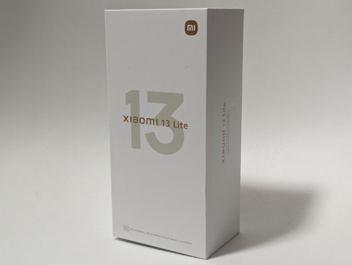 Xiaomi 13 Liteのデザイン・サイズ感・付属品