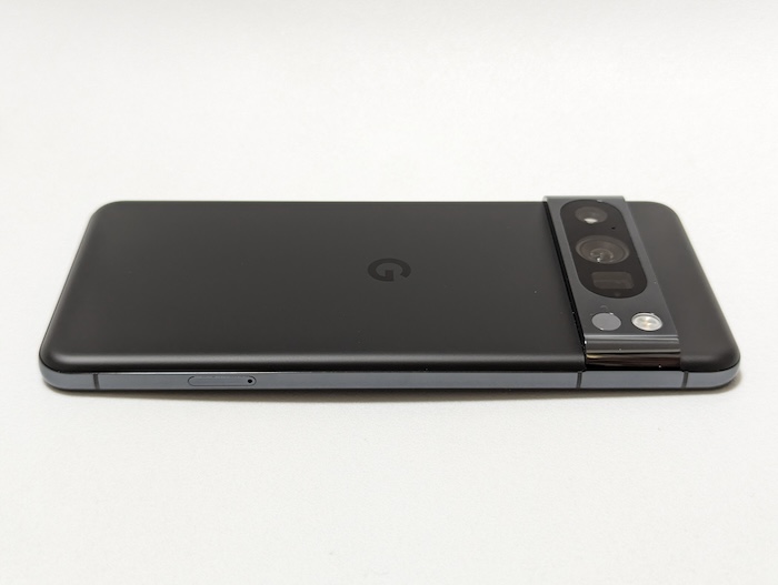 Google Pixel 8 Proのデザイン